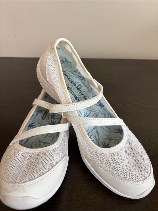 Skechers Shoes - Skechers White Be-Lux Airy Winds Mary Jane’s Size 7 1/2